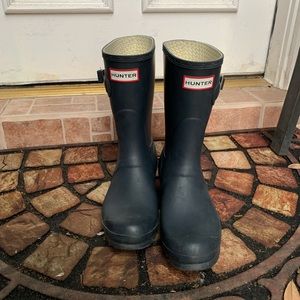 Navy Blue Hunter Rain Boots Sz W 7.5